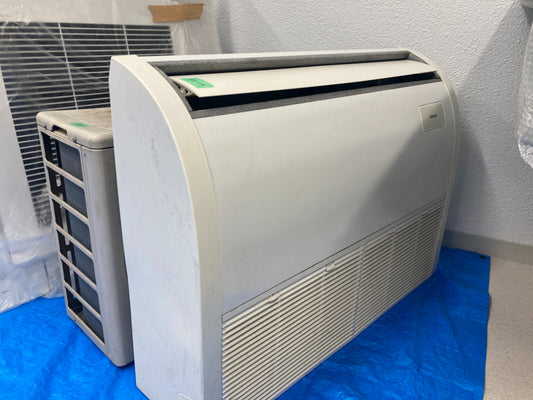 2018年製 日本キヤリア（東芝） 天井吊形 業務用エアコン 2.3馬力 スーパーパワーエコゴールド 三相200V ACSA05687M【管理RS-19】
