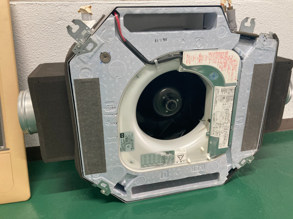 2019年製 ダイキン 天井カセット4方向 ショーカセ 業務用エアコン 2.5馬力 EcoZEAS 三相200V SZRN63BCT【管理RS-23】