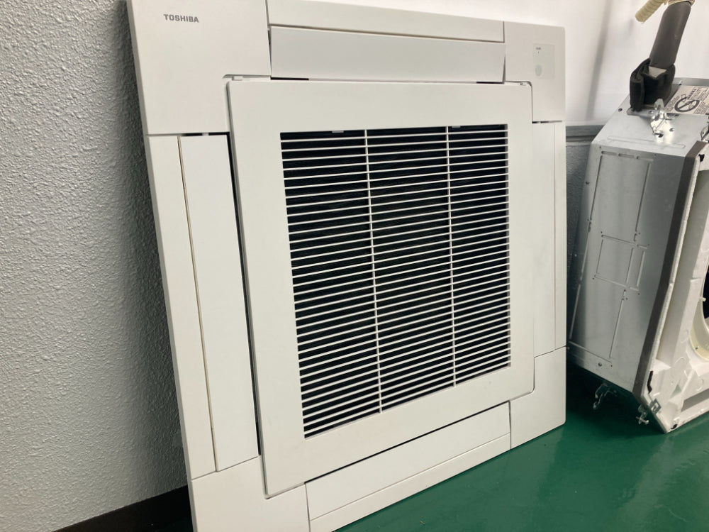 2017年製 日本キヤリア(東芝) 天井カセット4方向 業務用エアコン 2馬力 三相200V AUSA05077X【管理RS-30】